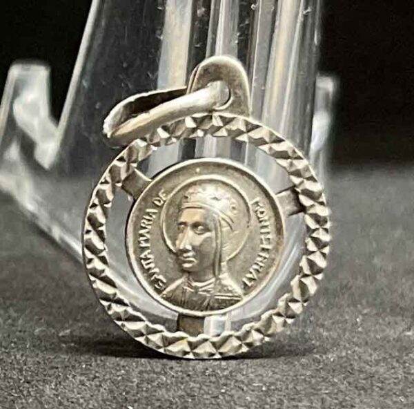Spain 1940´ vintage Our Lady of Montserrat silver catholic medal pendant charm - Image 3
