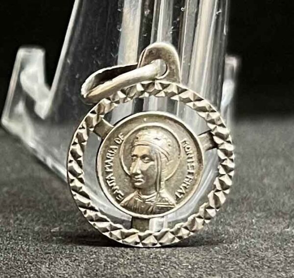 Spain 1940´ vintage Our Lady of Montserrat silver catholic medal pendant charm - Image 5