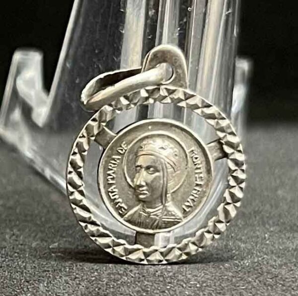 Spain 1940´ vintage Our Lady of Montserrat silver catholic medal pendant charm - Image 8
