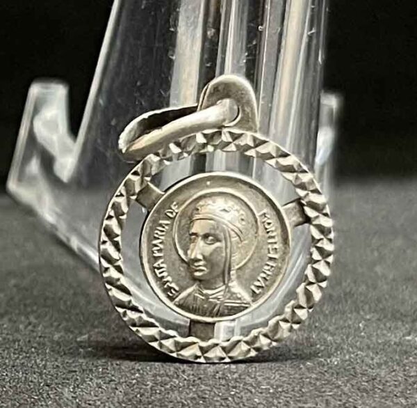 Spain 1940´ vintage Our Lady of Montserrat silver catholic medal pendant charm - Image 10