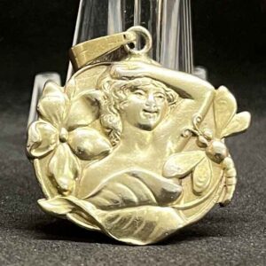 France 1920´ Amazing antique Art Nouveau lady flowers dragon-fly pendant charm