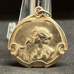 France 1910´ Art Nouveau wonderful lady smell a flower, silver pendant Delicate!