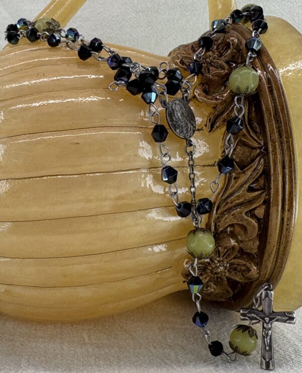 Vintage Handmade Rosary, Czech Crystal, Lemon Jade & Silver - Image 2