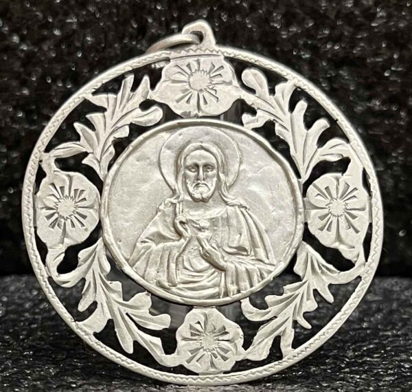 Amazing antique Sacred Heart of Jesus artisanal flowers design silver 900, 47 mm