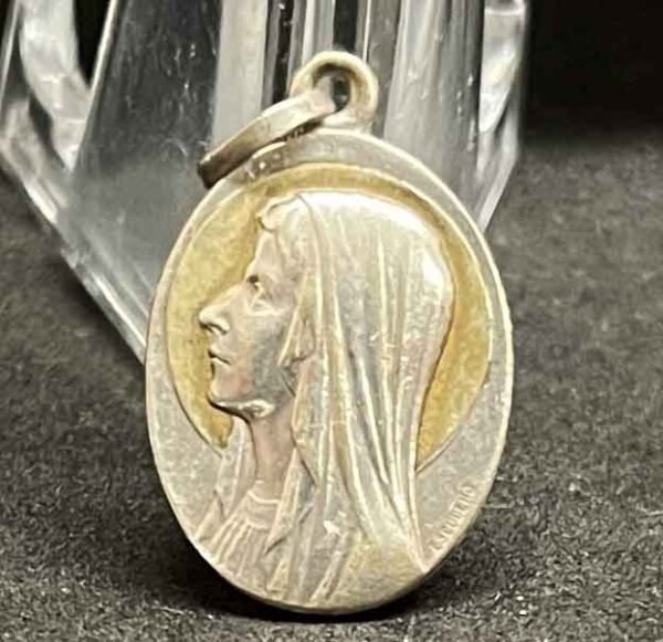 Signed by Escudero & Tairac - France 1940´ antique Our Lady of Lourdes beauty silver medal - Image 5