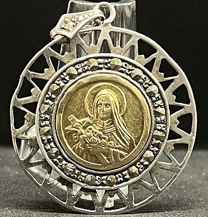 Argentina Circa 1930´ antique Saint Therese of Jesus Child gold, silver & marcasites gorgeous