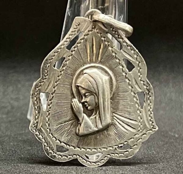 Argentina 1940´ old Virgin Child Girl Artisanal hand made silver "925" catholic - Image 3