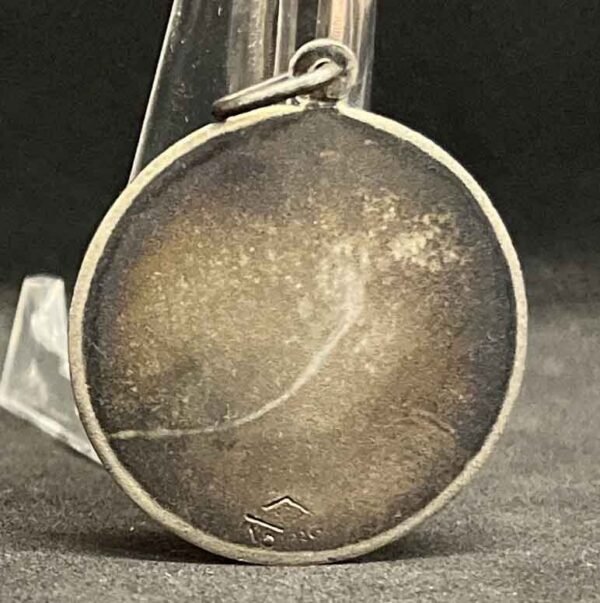 Argentina 1930´ antique Our Lady of Lujan silver catholic pendant charm medal - Image 2